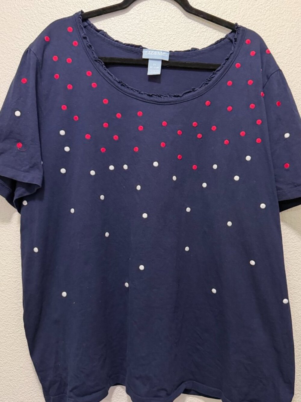 Liz & Me navy short sleeve shirt, ruffled round neck, embroidered polka dots, 2X